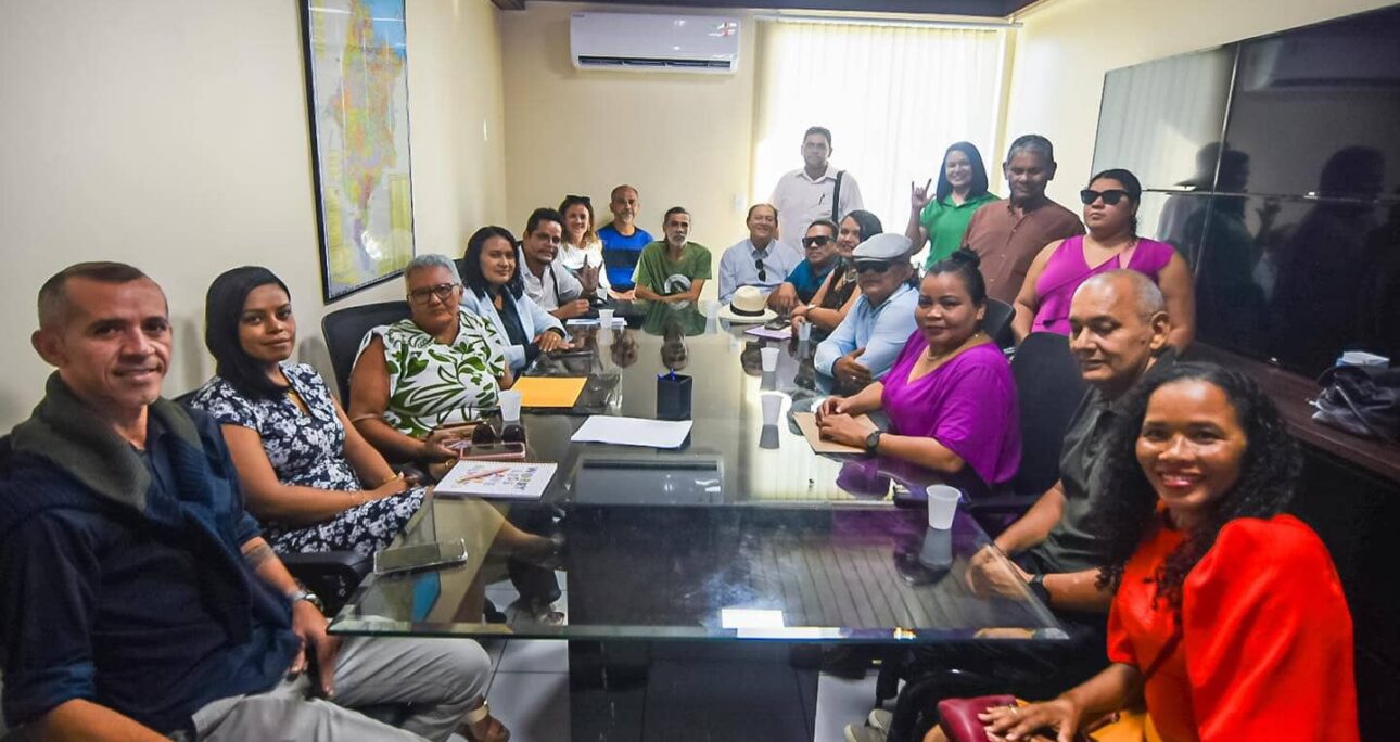 Vice-governador recebe representantes da Associação de Surdos do Maranhão (ASMA) para diálogo sobre mais inclusão da pessoa surda