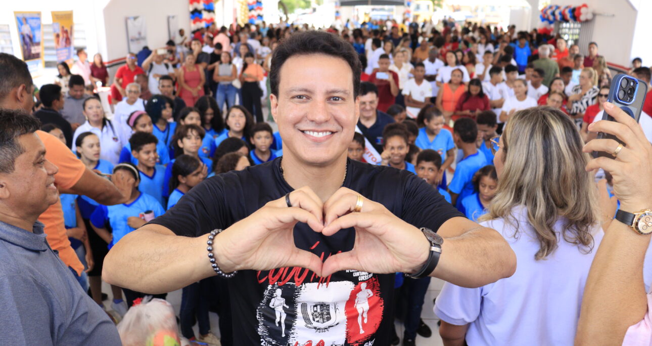 Felipe Camarão participa das comemorações dos 129 anos de Codó e comemora a construção de mil unidades do Minha Casa, Minha Vida para o município