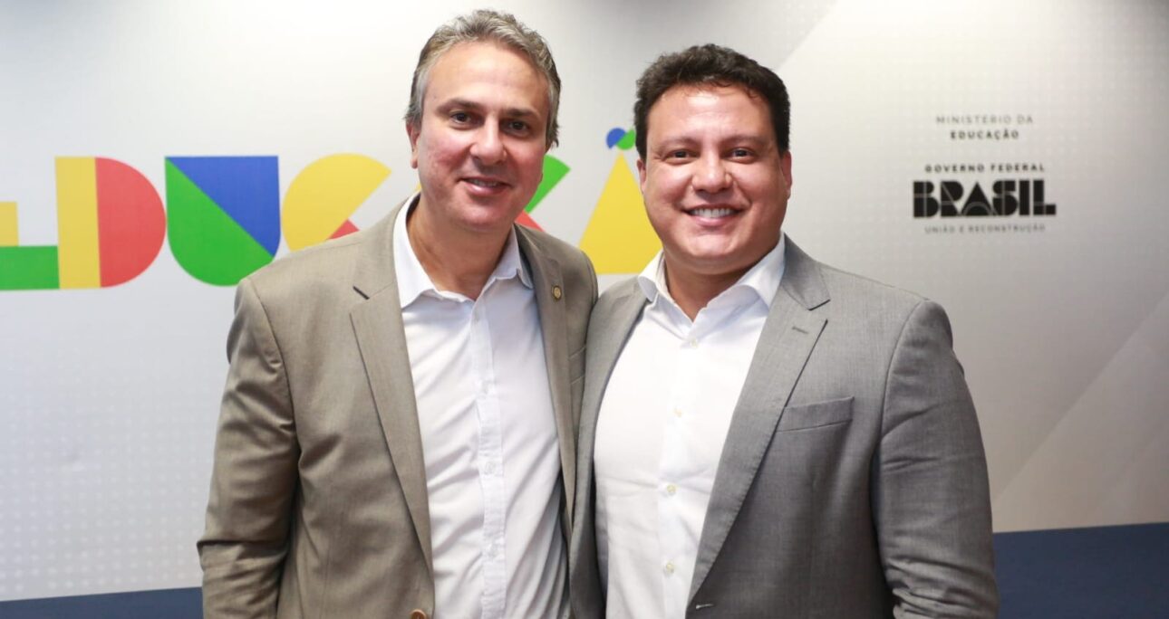 Felipe Camarão participa de reunião técnica com ministro da Educação e secretários estaduais de Educação, em Brasília