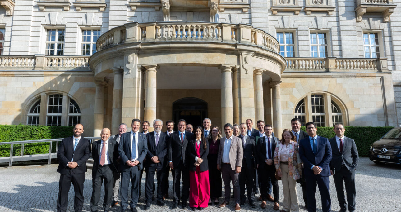 Felipe Camarão representa o Maranhão em missão internacional realizada pelo Consórcio Nordeste