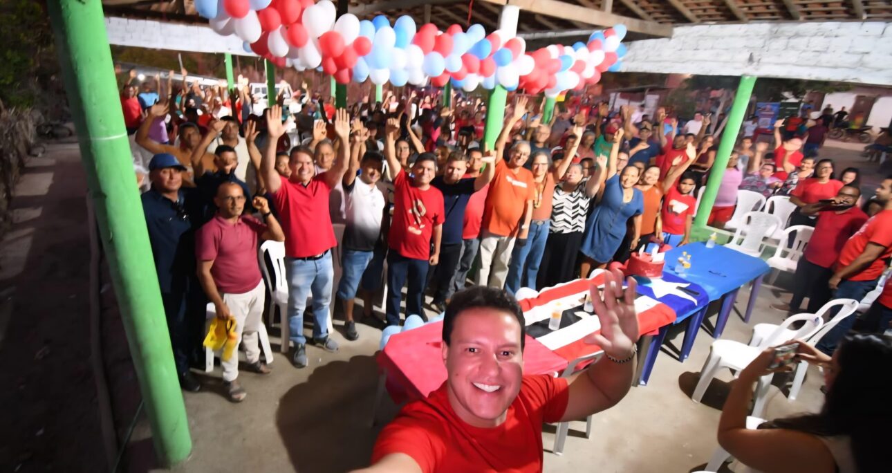 Felipe Camarão leva Diálogos pelo Maranhão ao povoado Varas, em Barreirinhas