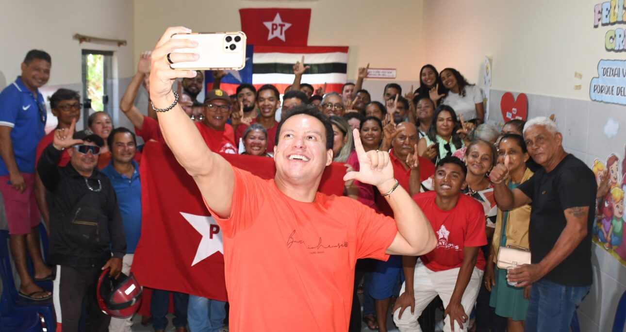 Em Barreirinhas, Felipe Camarão coordena diálogo com setorial de educação