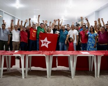 Diálogos pelo Maranhão: Felipe Camarão amplia escuta popular em Santa Luzia