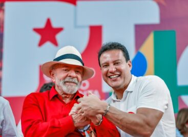 Camarão e Lula juntos em ato histórico pelos 46 anos do PT, em Salvador