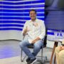 Camarão propõe novo concurso para professor e volta do maior salário do Brasil