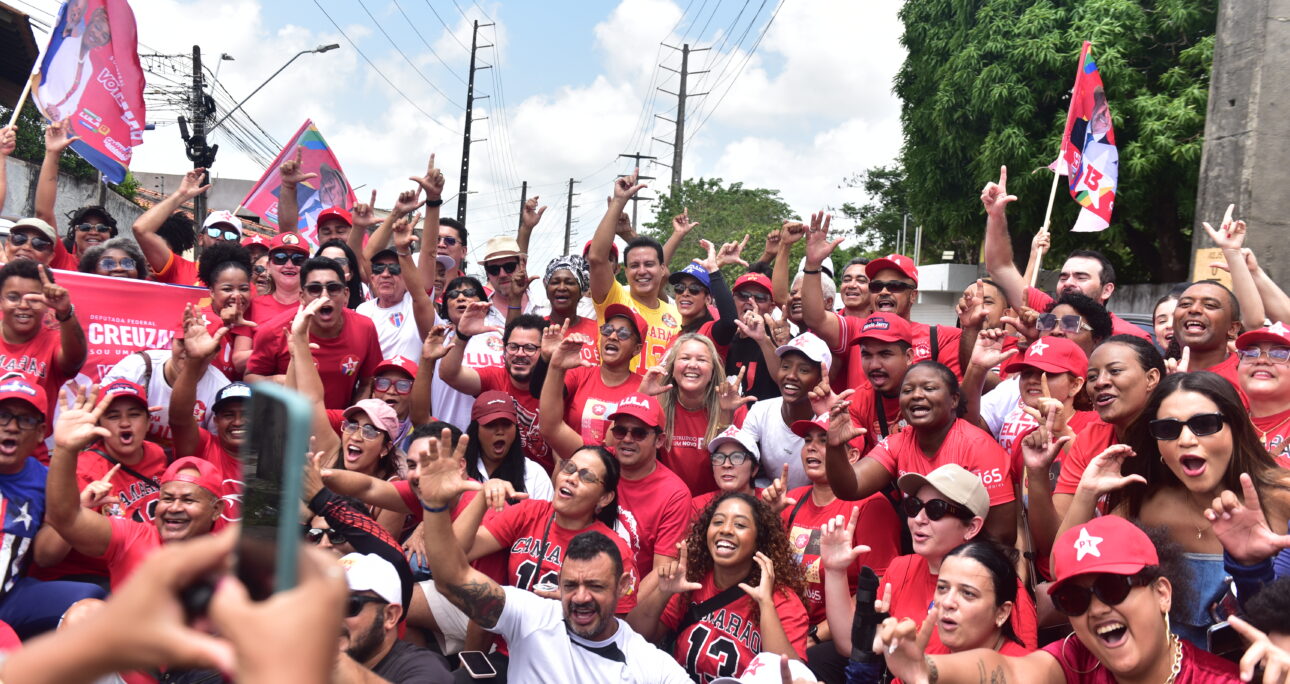 Felipe Camarão comanda a carreata do 13 em São Luís e intensifica agenda de campanha