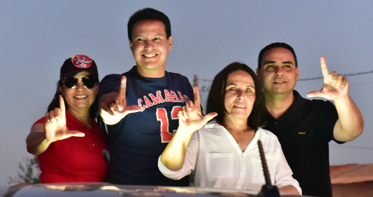 Felipe Camarão destaca legado na educação e parceria com Lula durante carreata em Coroatá
