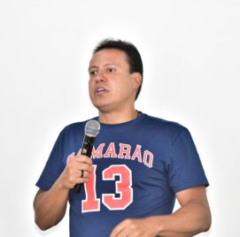 Camarão propõe reestruturar e regionalizar a rede de saúde do Maranhão